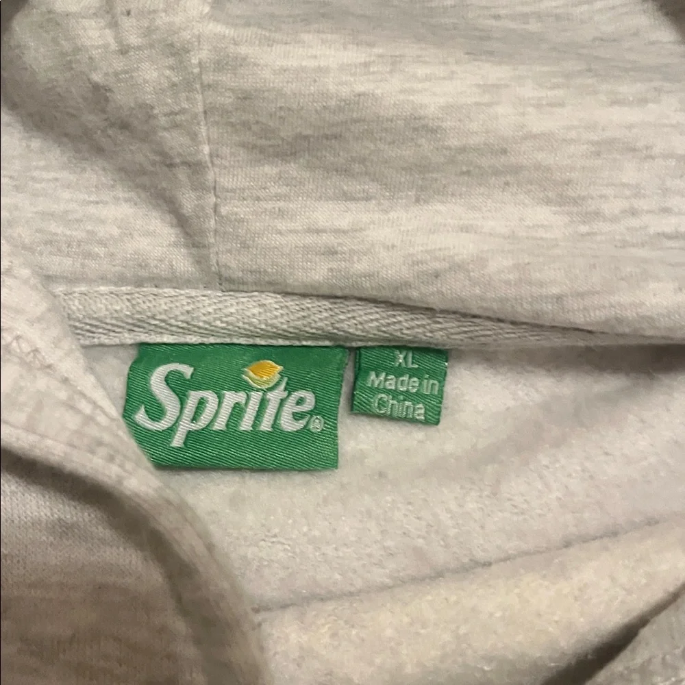 Sprite crop hoodie - Picture 2 of 3